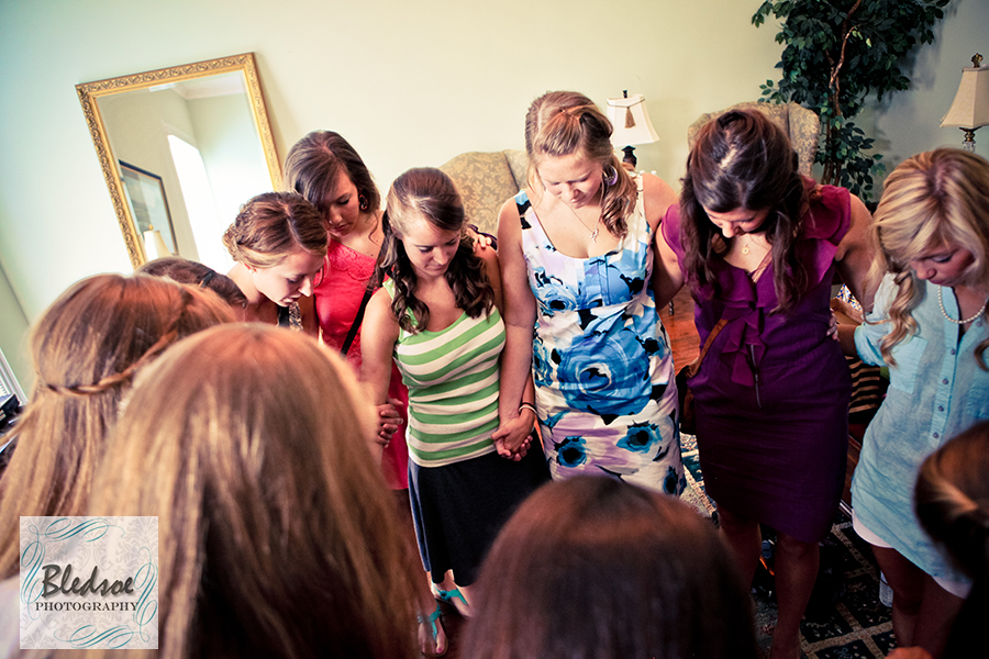 Praying with the bride.  Wedding at The Dent House in Chattanooga, TN. © Bledsoe Photography