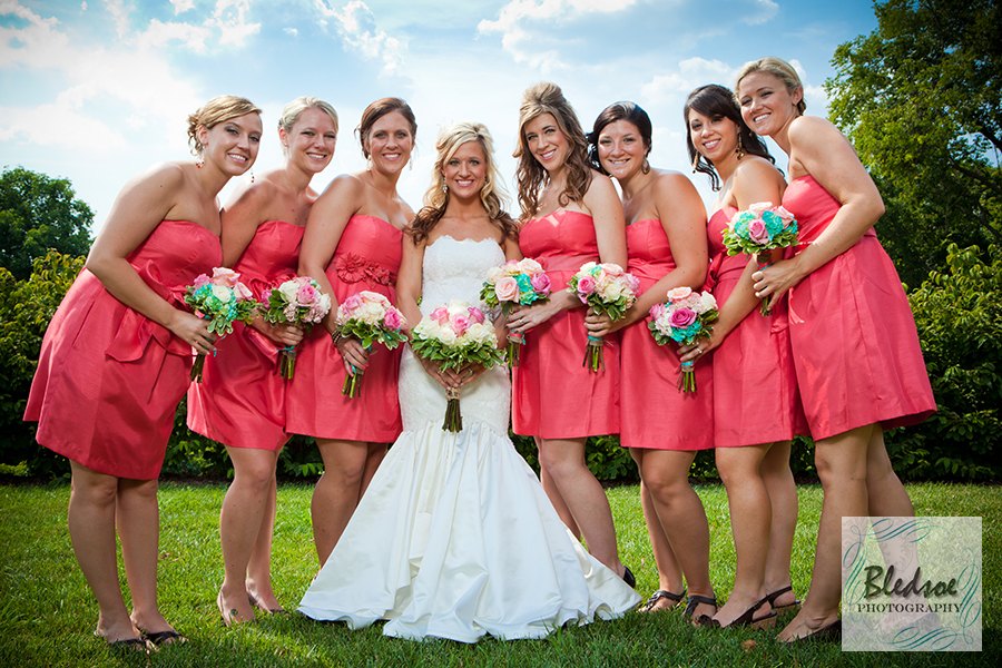 Bride and bridesmaids at Chateau Selah © Bledsoe Photography Knoxville