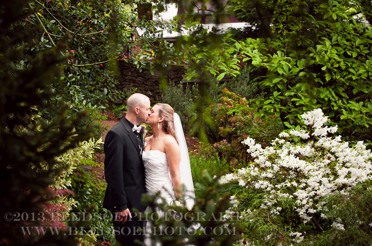 Bride and groom portrait at Knoxville Botanical Gardens, knoxville wedding photographer, ©Bledsoe Photography