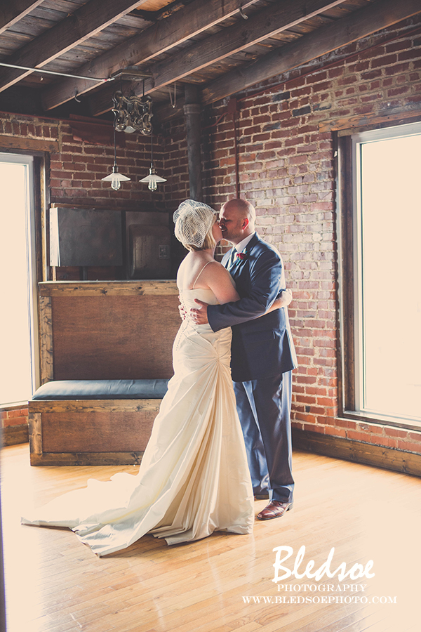 30-nashville-wedding-cannery-one-first-look
