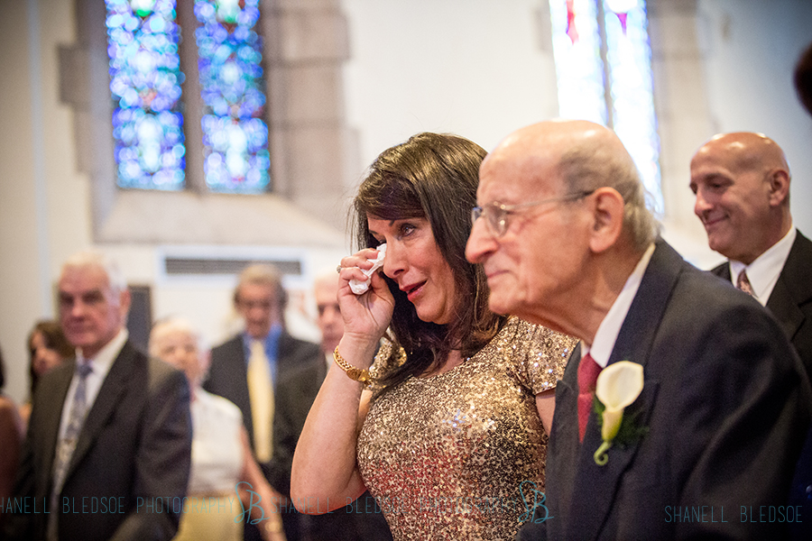 23-knoxville-arab-asian-wedding-photography-st-james-episcopal-mother-crying