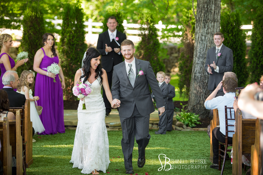 Knoxville wedding, stables at Hunter Valley Farm, Shanell Bledsoe Photography, Chastin and Tyler Stinnett