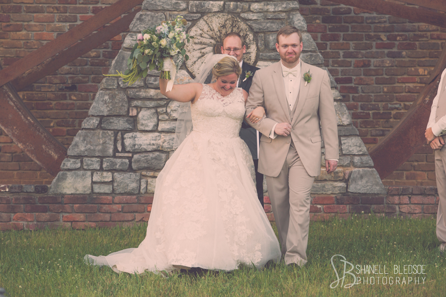 knoxville-wedding-museum_appalachia_vintage_outdoor_ceremony_recessional