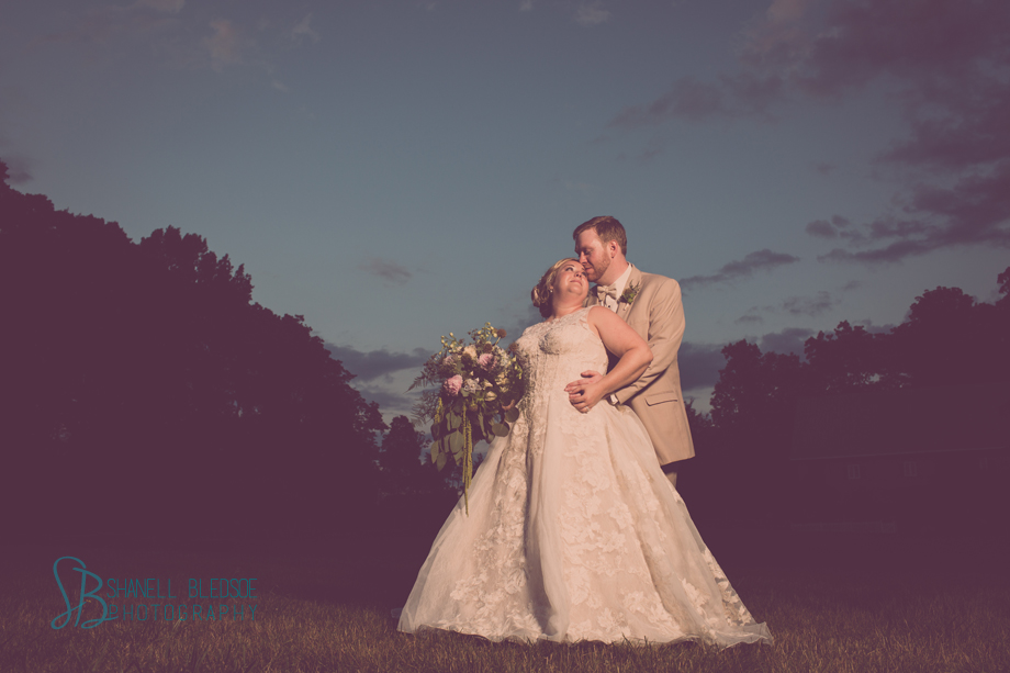 knoxville-wedding-reception-museum_of_appalachia_bride_and_groom_sunset