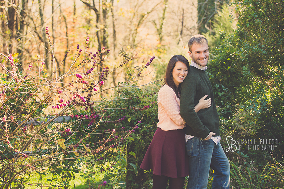 Fall autumn engagement photo session at Ijams Nature Center in Knoxville, TN by Shanell Bledsoe Photography. Plum, pink, green