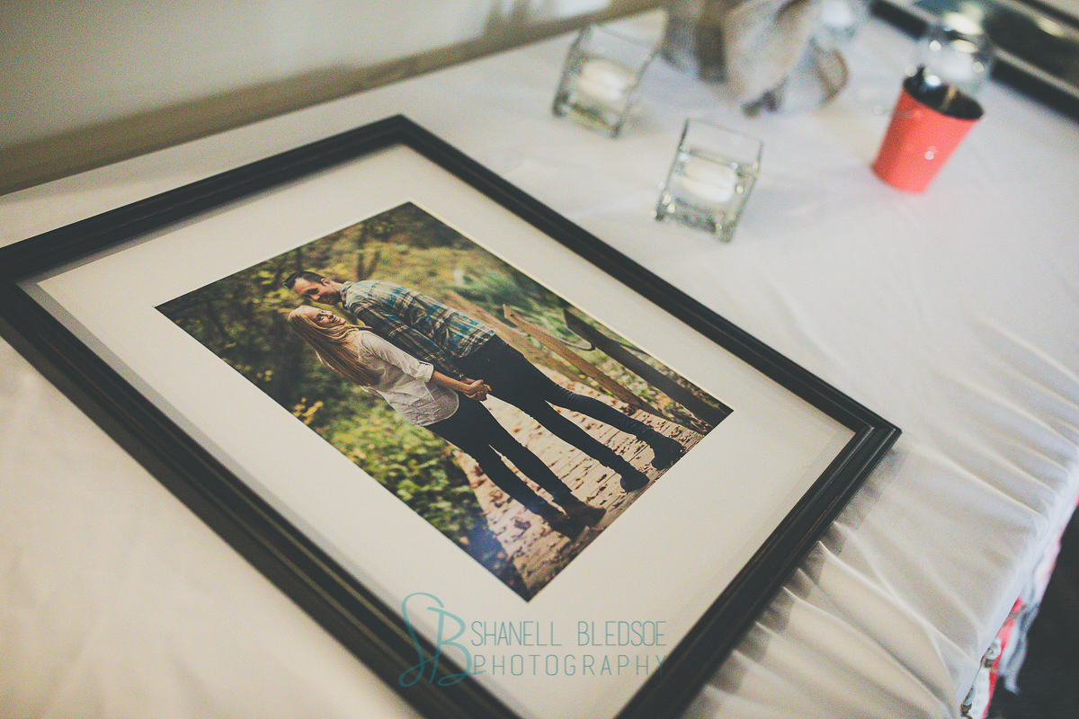 engagement photo matted guest sign in