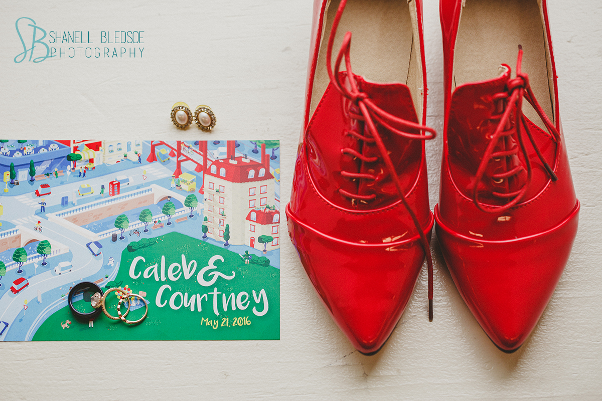 red-patent-wedding-shoes-comic-book-vintage