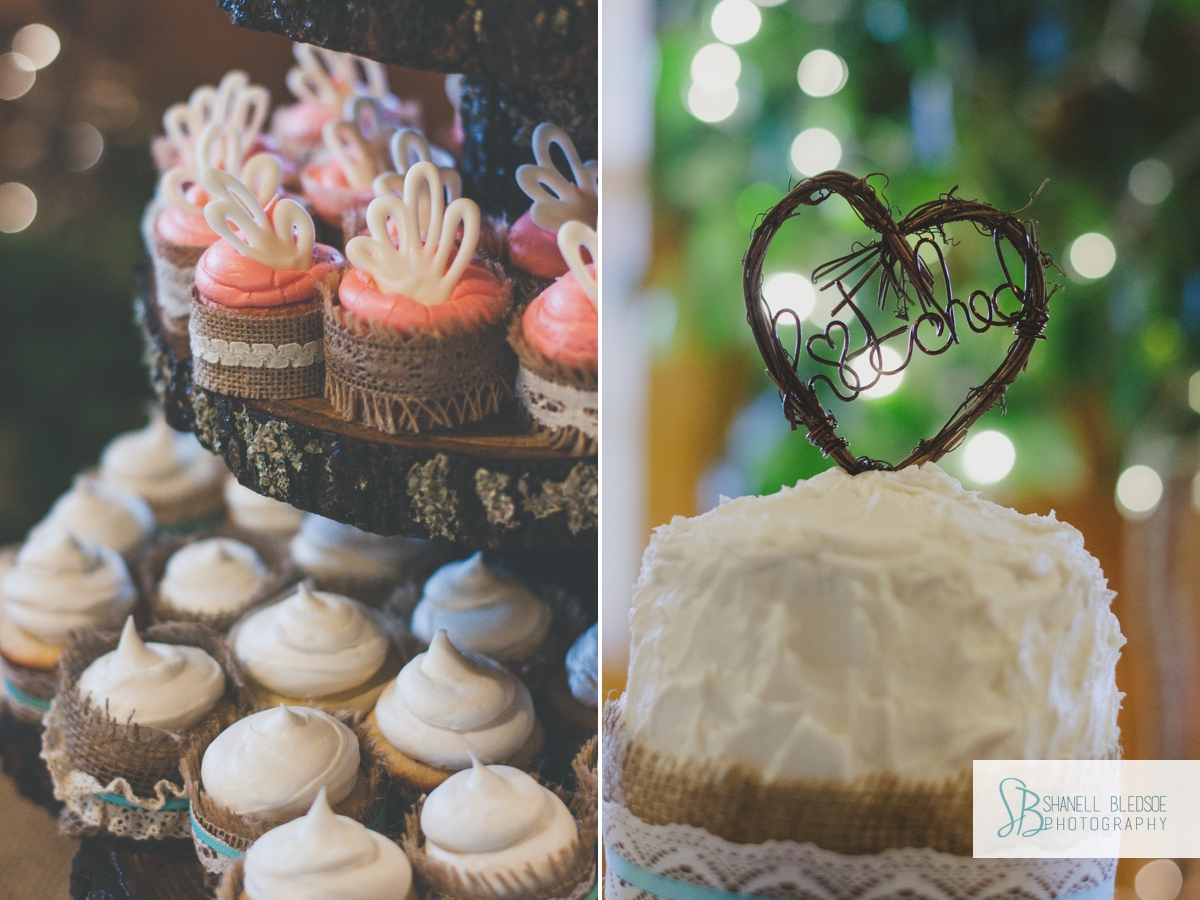 cupcake-wedding-cake-rustic-topper