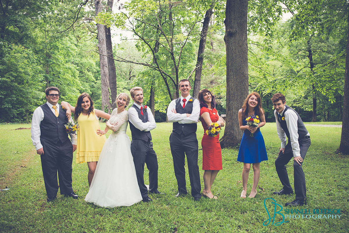 wedding-party-primary-colors-yellow-blue-red
