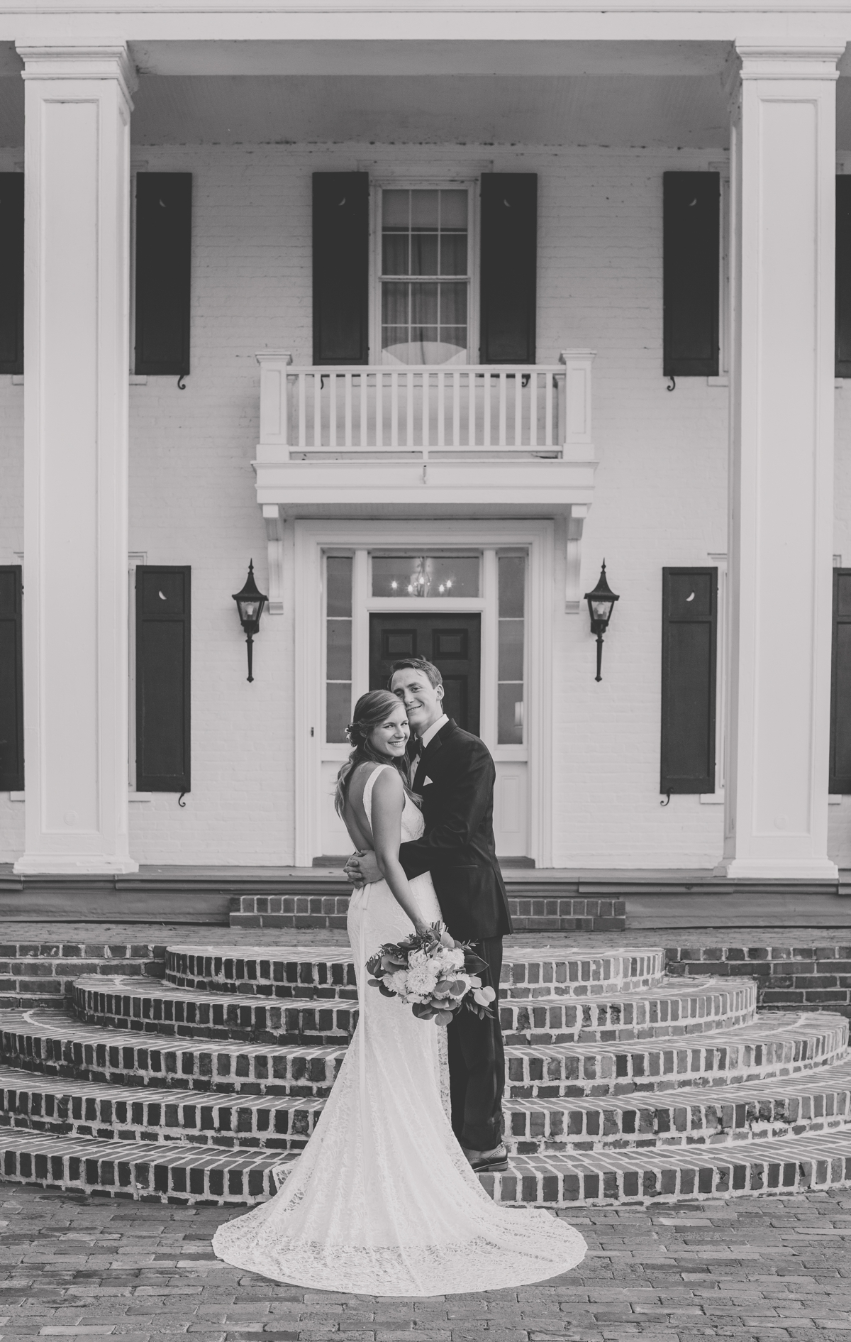 Timeless wedding at Hollyfield Manor