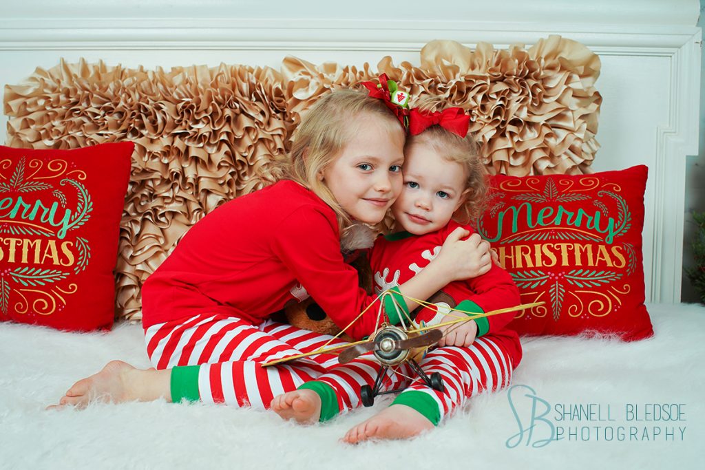 matching Christmas jammies photos in Knoxville studio