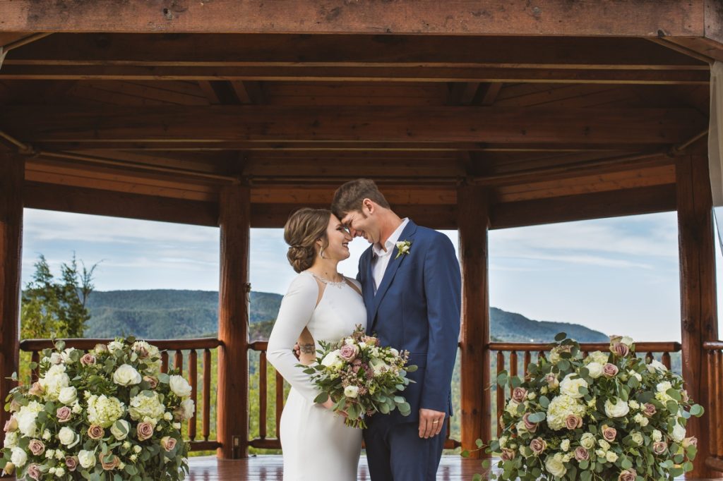 destination Wedding at the Lodge at Brother's Cove in Pigeon Forge, TN destination