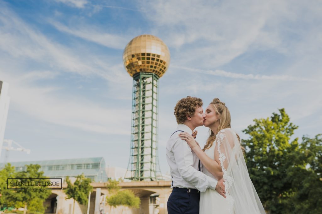 downtown knoxville Sunsphere wedding photographer