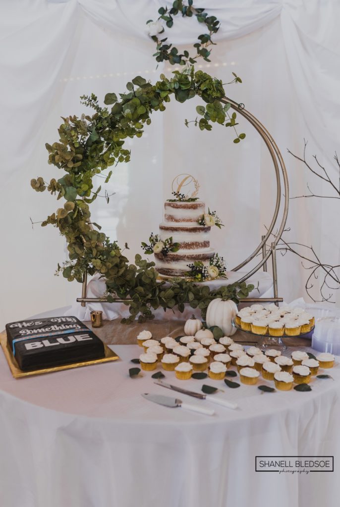 he's my something blue police wedding cake table