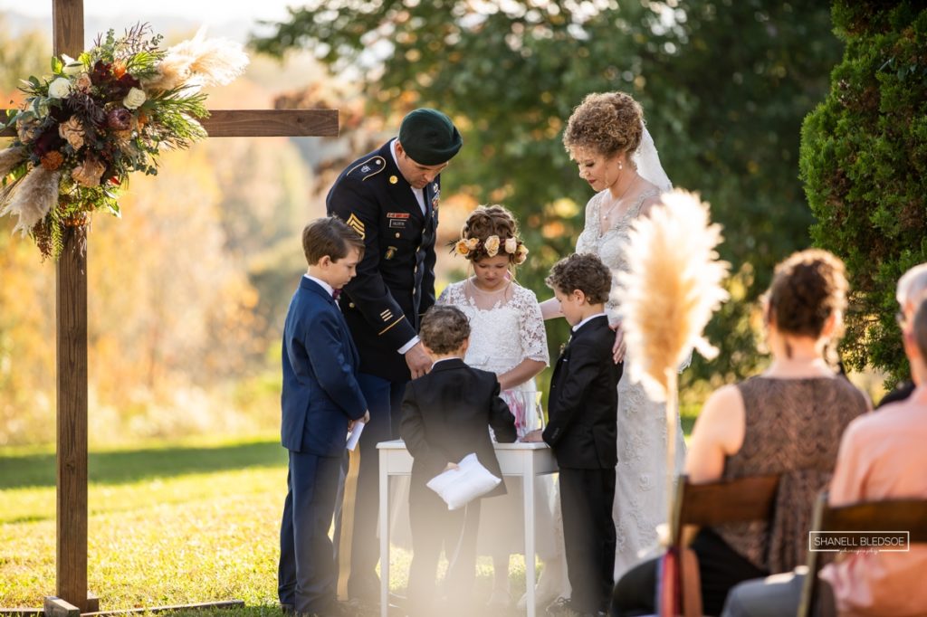blended family wedding ceremony in Knoxville