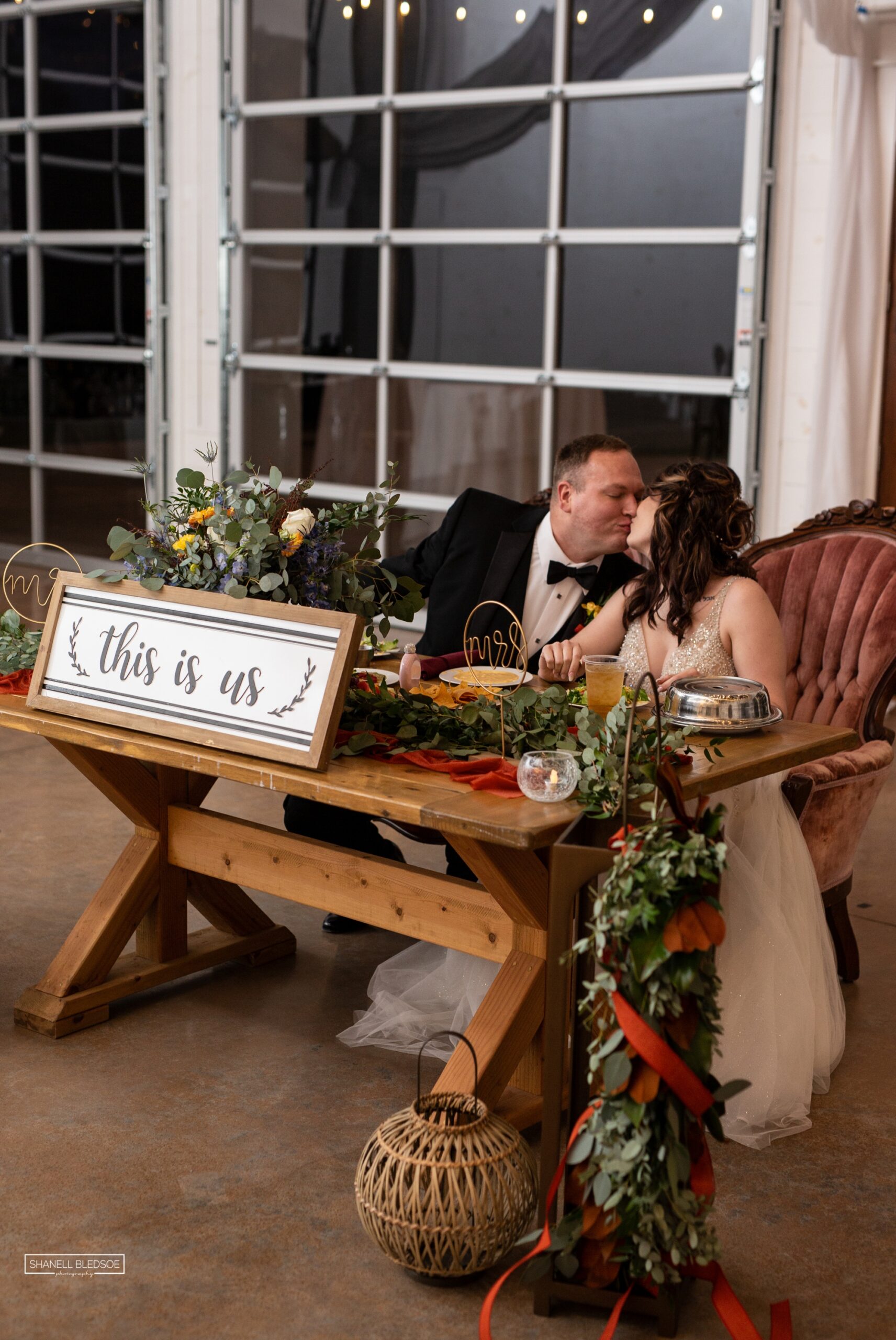 wedding reception at Howe Farms Pavilion
