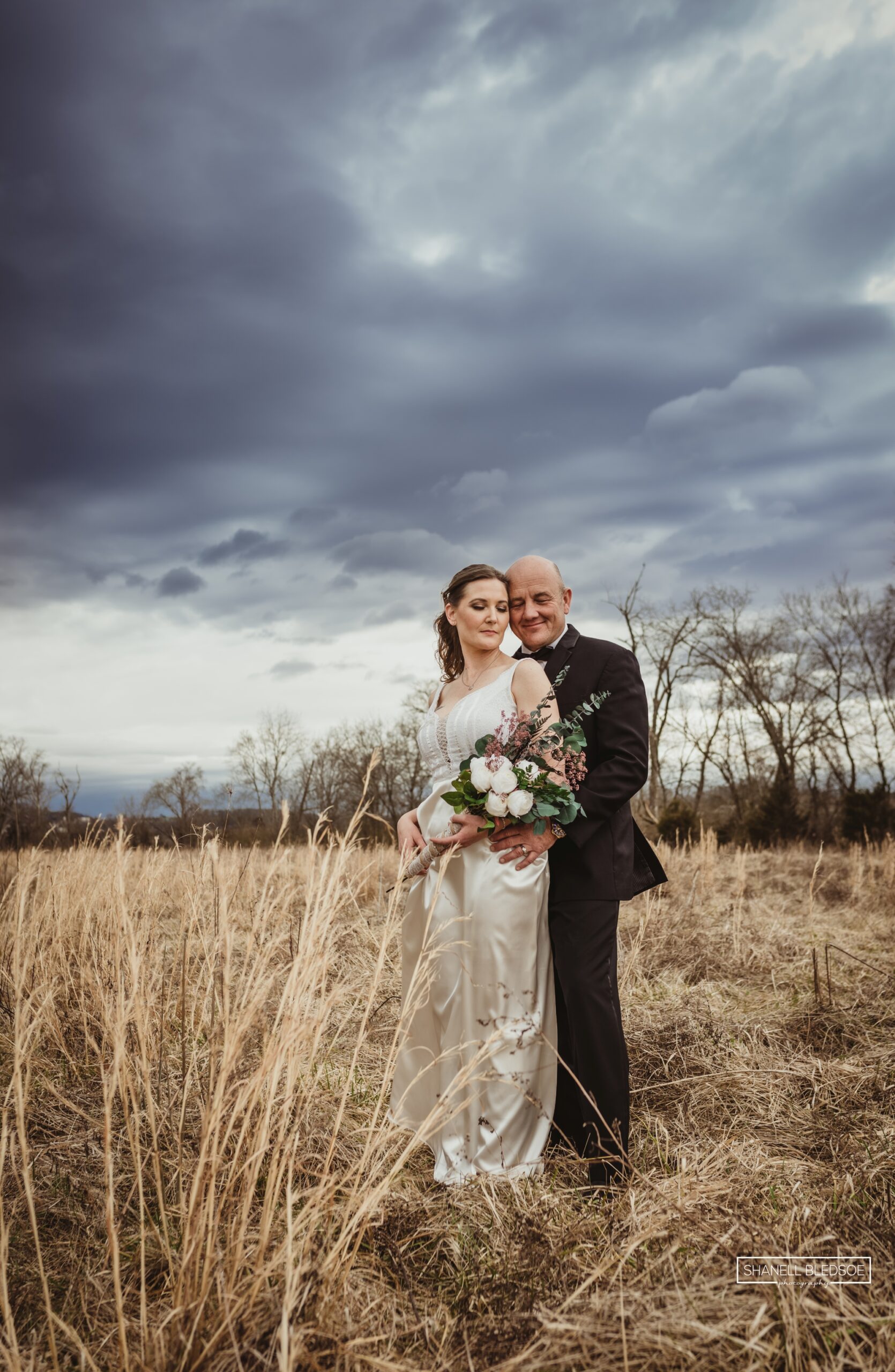wedding photos at Swann Stables