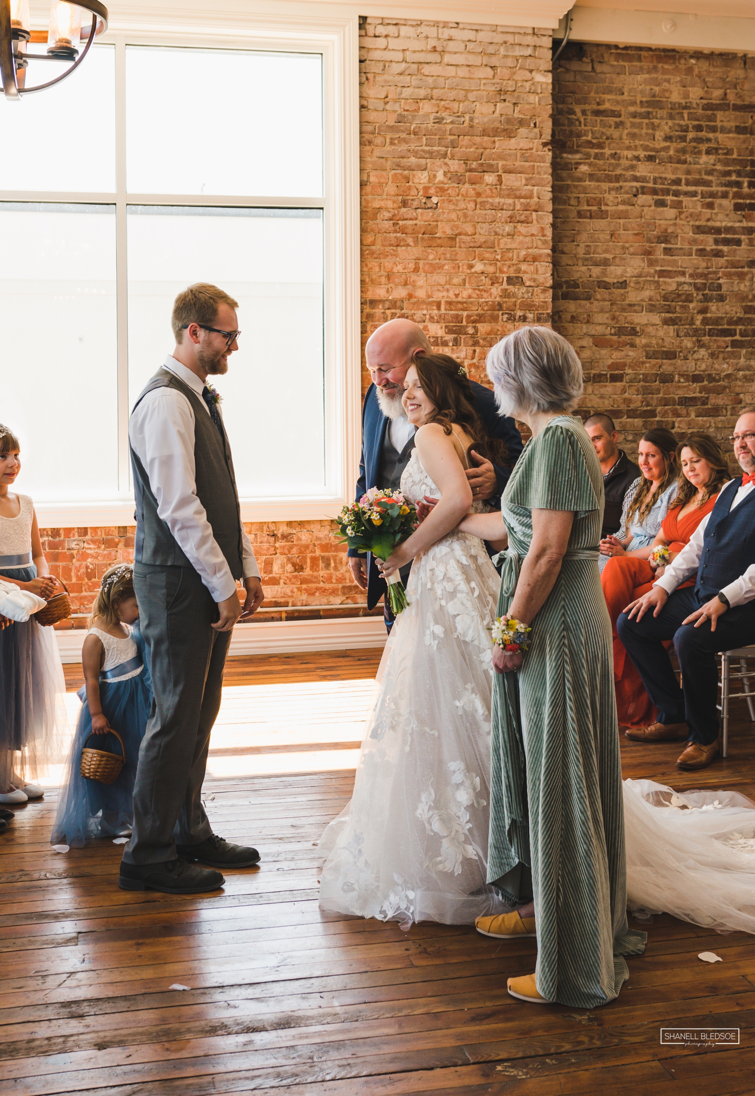 wedding photos at Skyview at Broadway Social